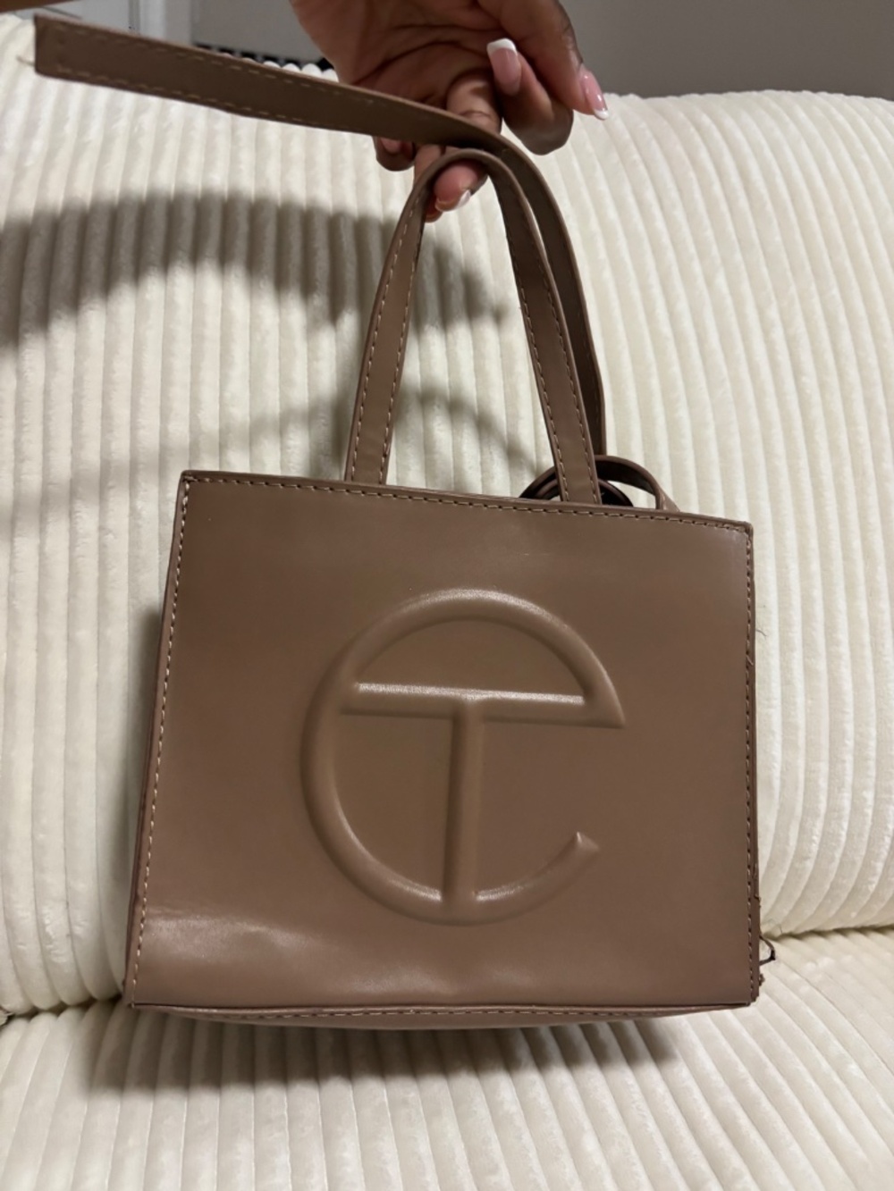 Purses - Picture 7 of 16